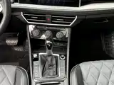 Фото 11 - Volkswagen Sagitar