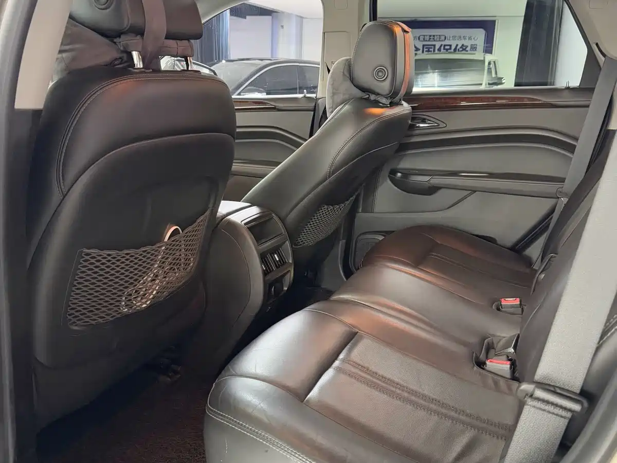 Cadillac SRX 2015 3.0L Elite фото 8
