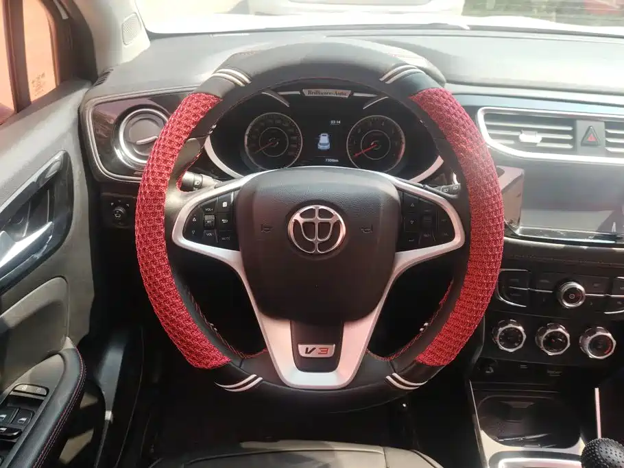 Zhonghua V3 2017 2016 1.5L Manual Smart