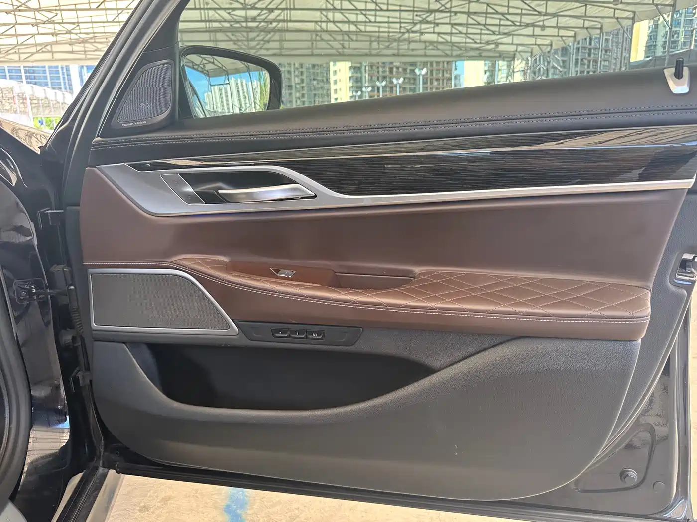 BMW 7 Series 2019 740Li Leading M Sport Package фото 22