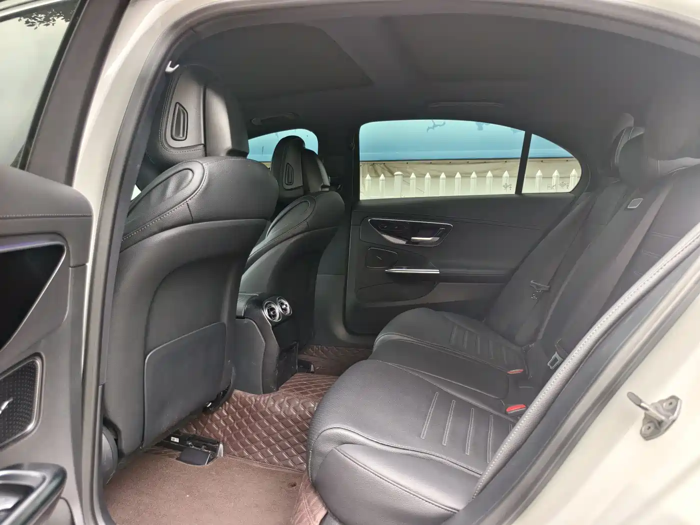 Mercedes-Benz C-Class 2024 C 260 L Sport фото 7
