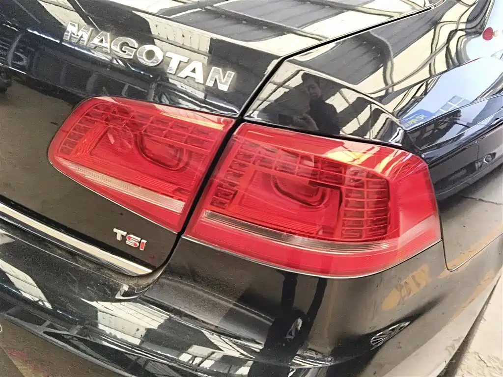 Volkswagen Magotan 2013 1.8TSI Leading фото 24