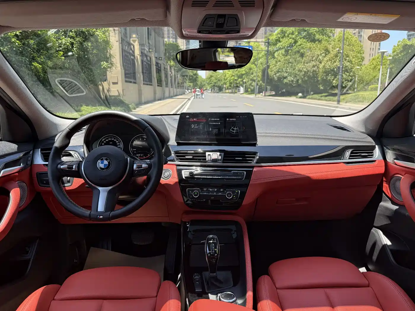 BMW X2 2023 sDrive25i M Sport Shadow Edition фото 13