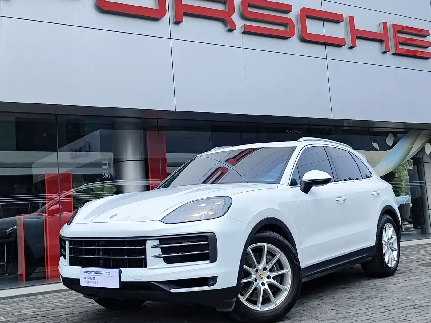 PORSCHE CAYENNE 2024
