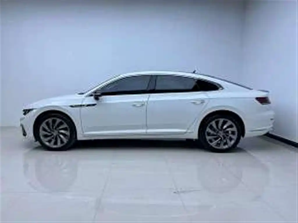 Volkswagen FAW-Volkswagen CC 2024 380TSI Eye-catching Edition фото 8