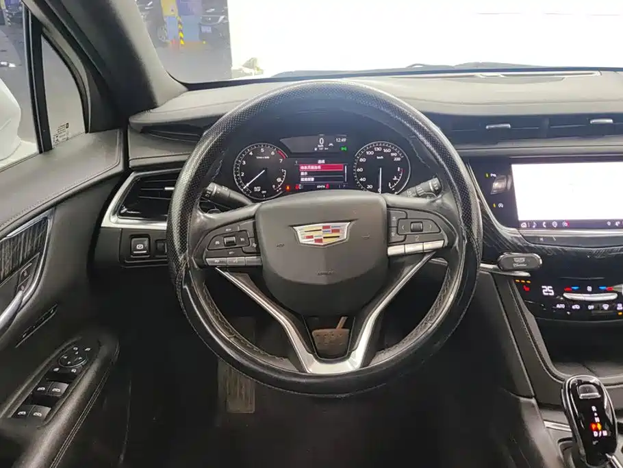 Cadillac XT6 2022 2022 2.0T 6-Seater 2WD Luxury Edition