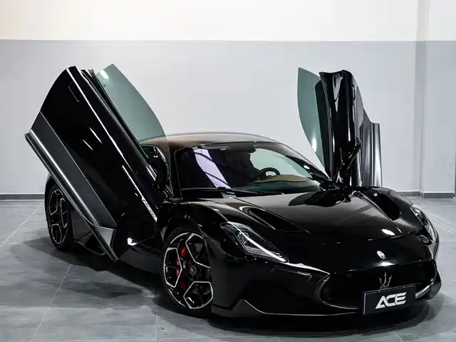 maserati mc20