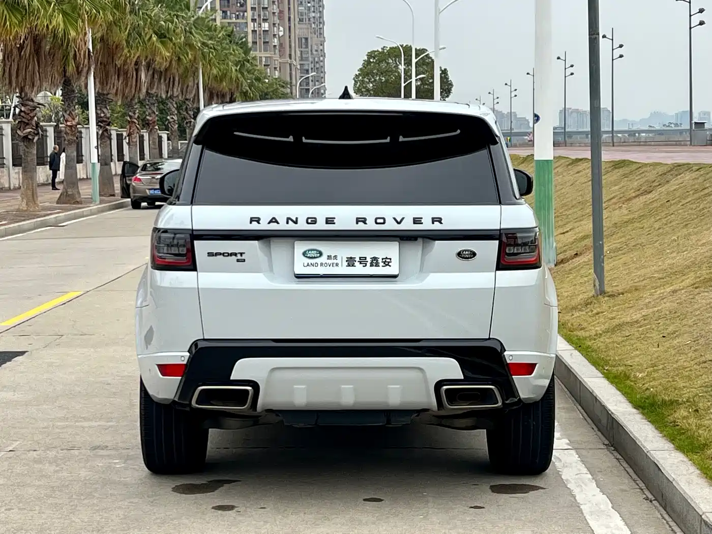 LAND ROVER RANGE ROVER SPORT