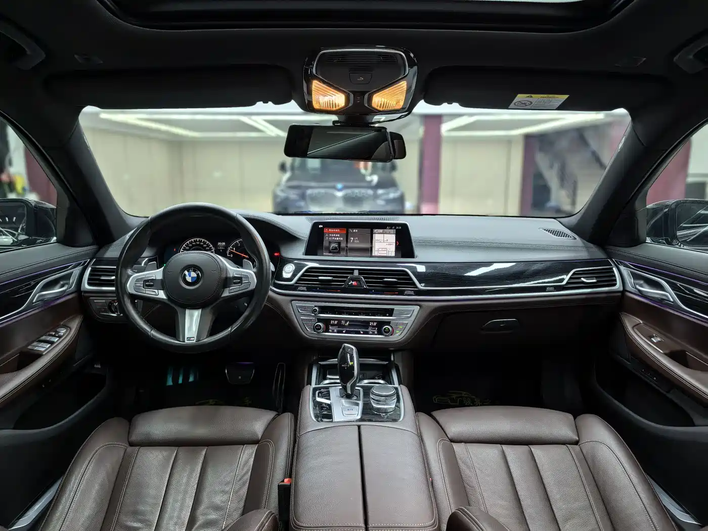 BMW 7 Series 2018 730Li Leading Type M Sport Package фото 9