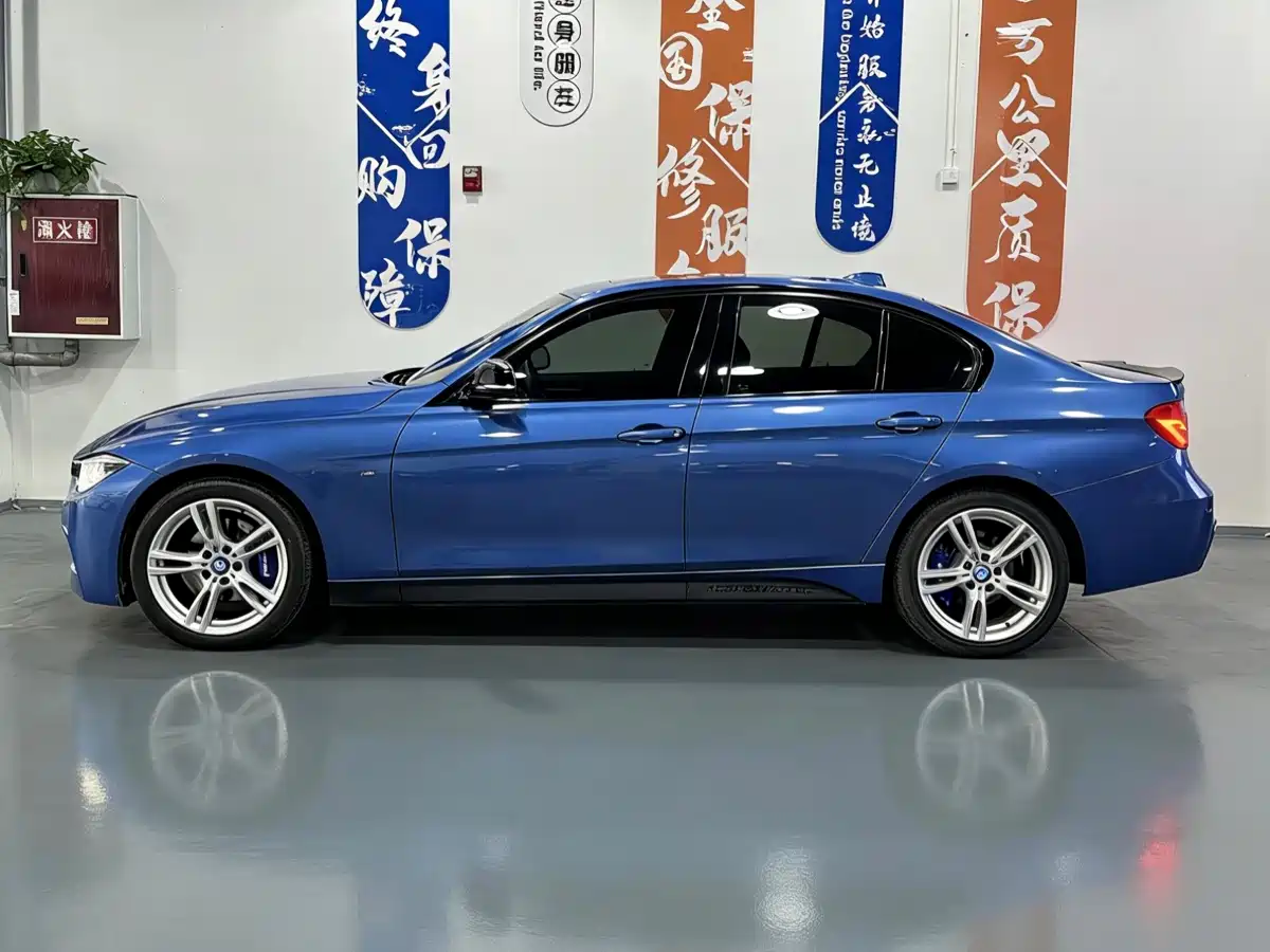 BMW 3 Series 2018 320i M Sport Package фото 5