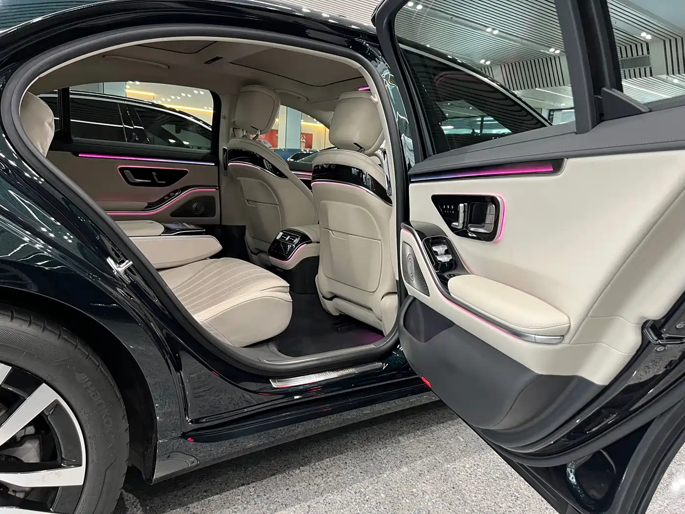 Mercedes-Benz S-Class 2023 Model S 400 L Luxury Edition фото 8