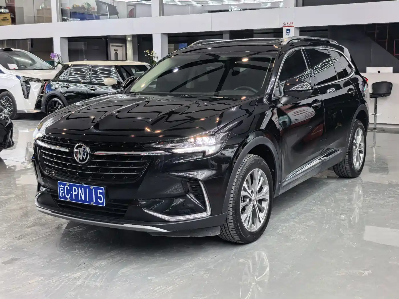 Buick Envision Plus 2023 2022 Enclave Plus 652T 5-Seater Luxury