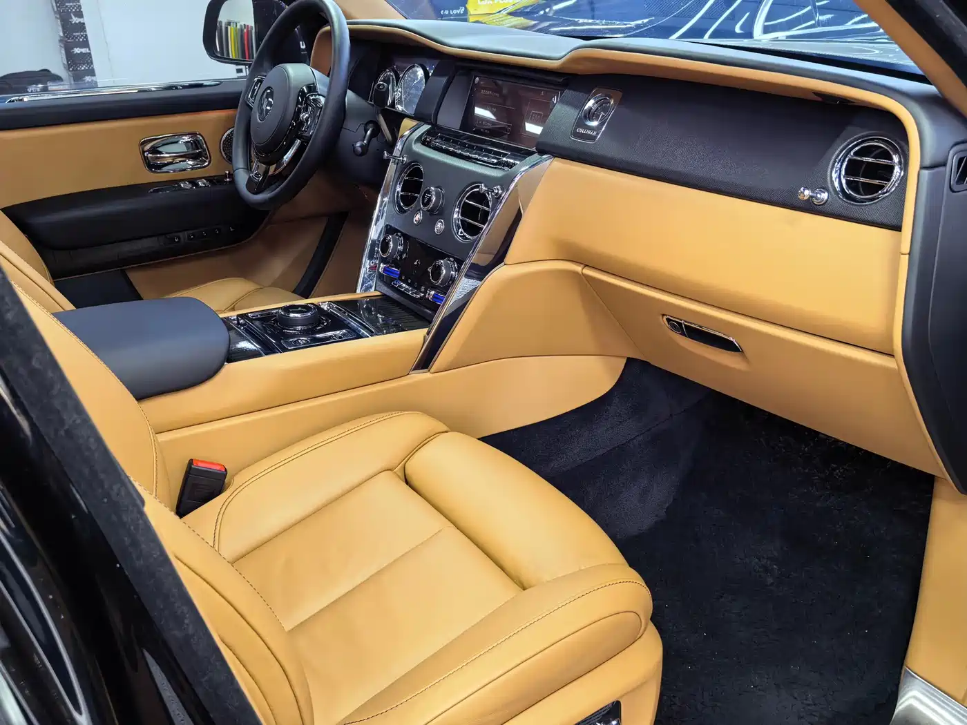 ROLLS-ROYCE CULLINAN