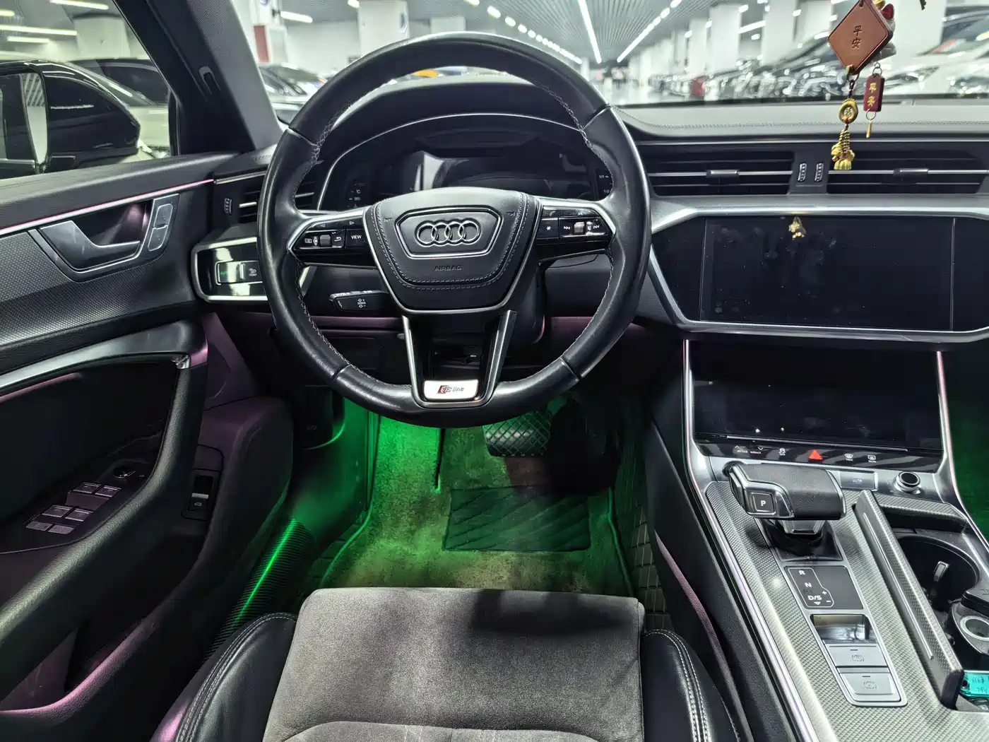 Audi A6L 2021 40 TFSI Luxury Sport фото 8