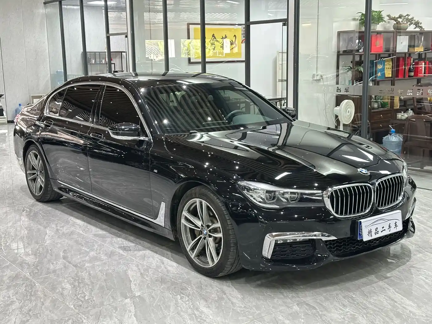 BMW 7 Series 2018 730Li Leading Type M Sport Package фото 3