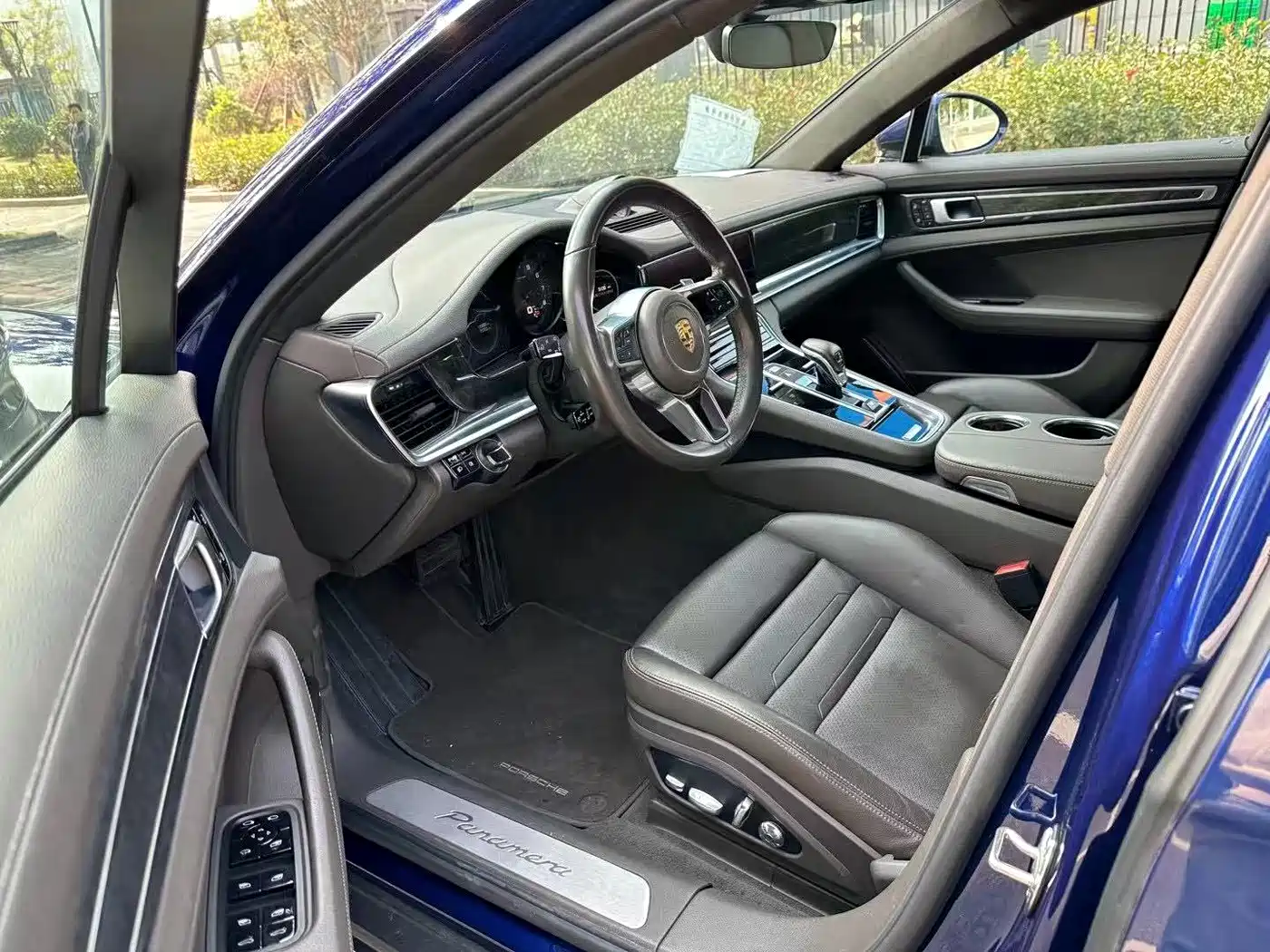 Porsche Panamera 2017 Panamera 4 Executive Long Wheelbase 3.0T фото 4