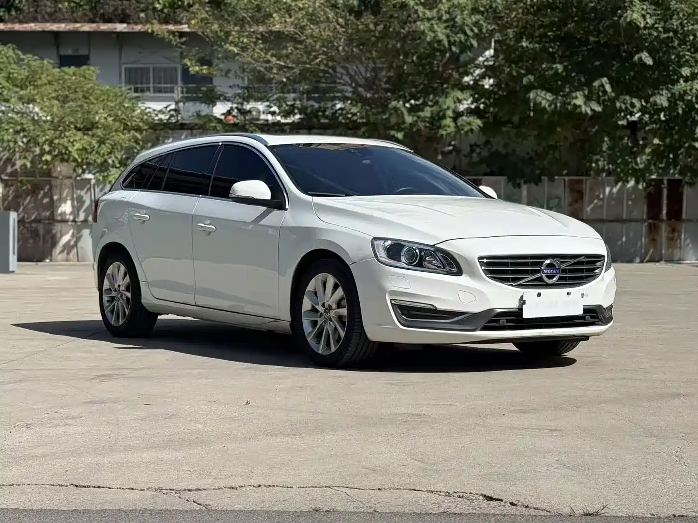Volvo V60 2014 2014 T5 Zhiyi Edition