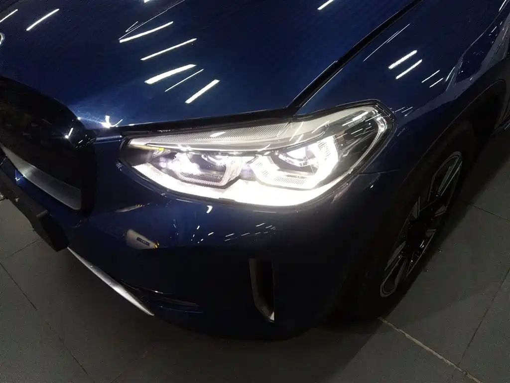 BMW iX3 2021 Facelift Leading фото 18
