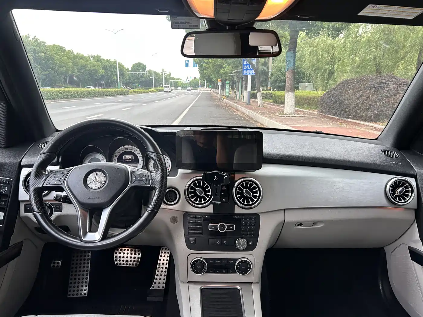 Mercedes-Benz GLK-Class 2013 GLK 300 4MATIC Dynamic фото 9