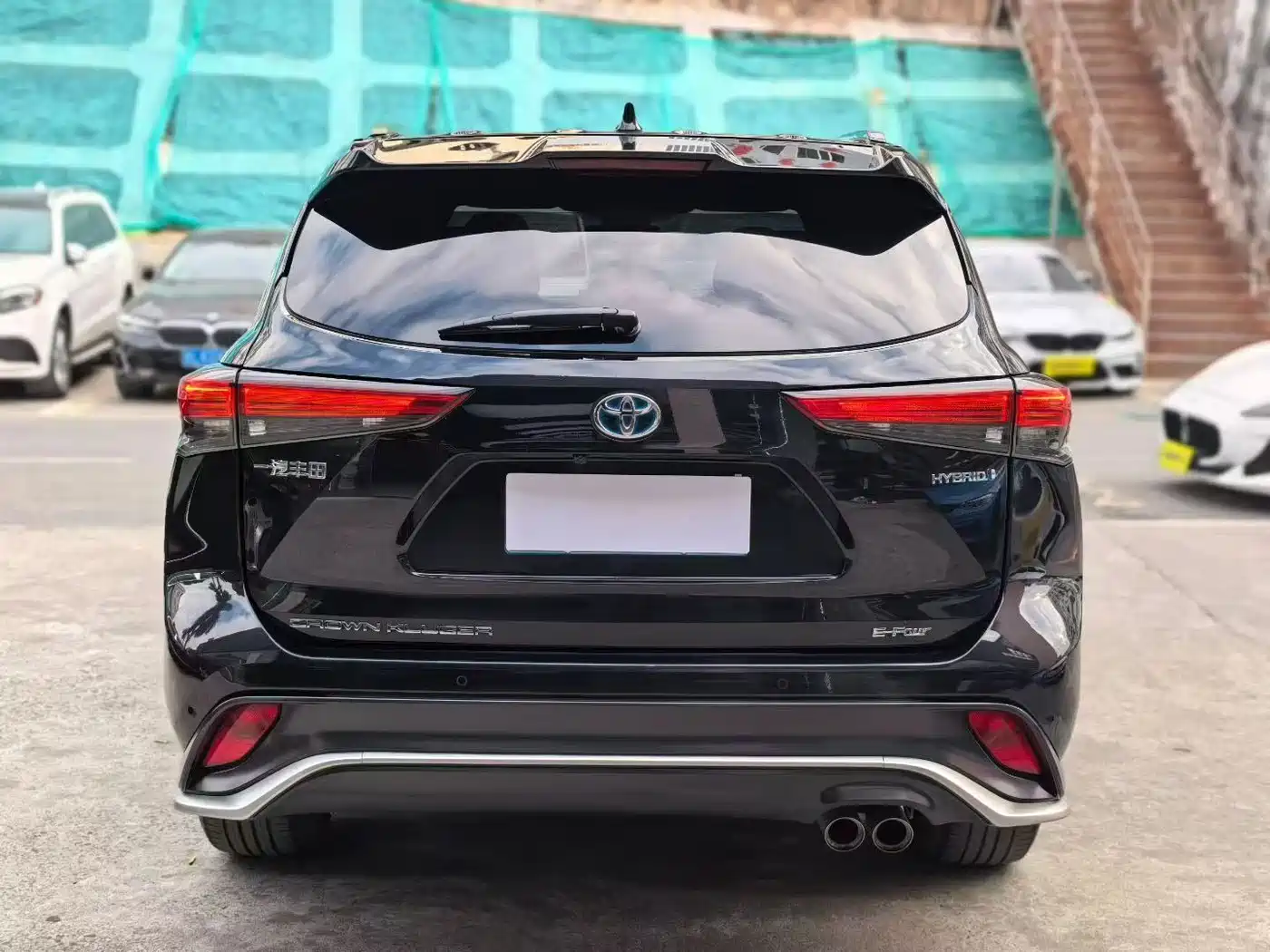 Toyota Crown Kluger 2022 2.5L HEV 4WD Premium Edition фото 8