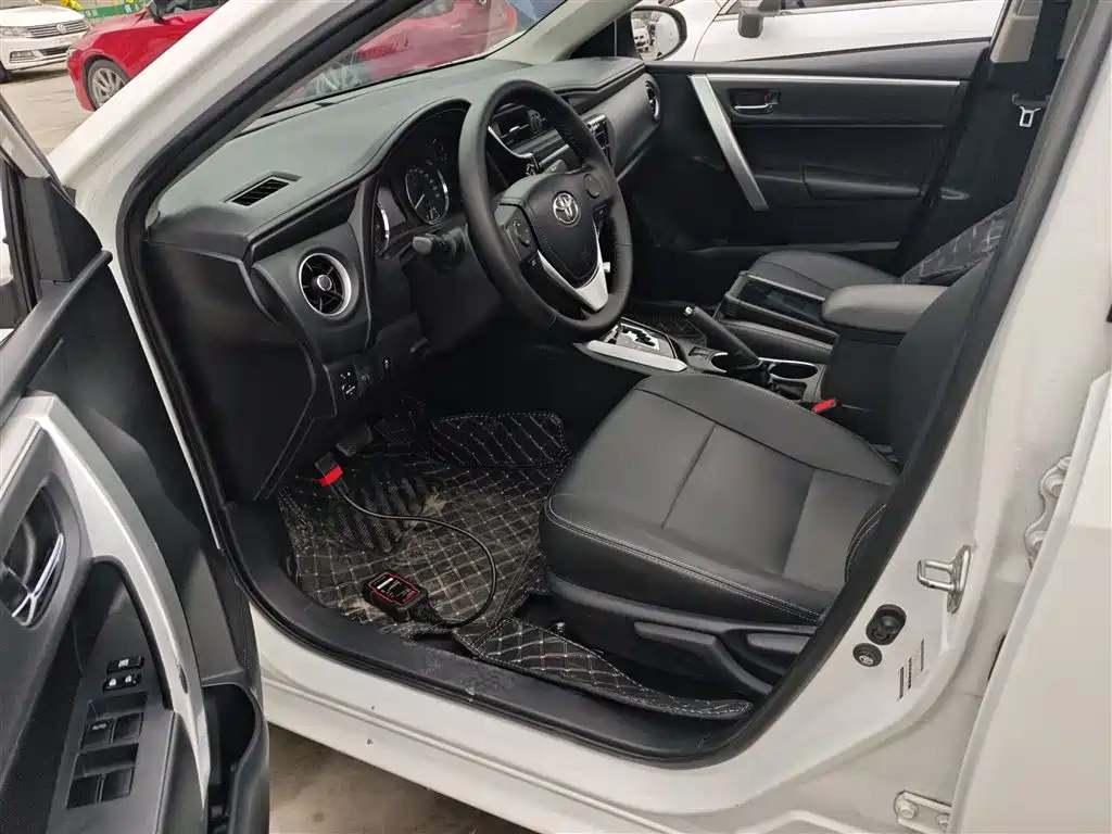 Toyota Corolla 2017 Facelift 1.2T S-CVT GL-i фото 15