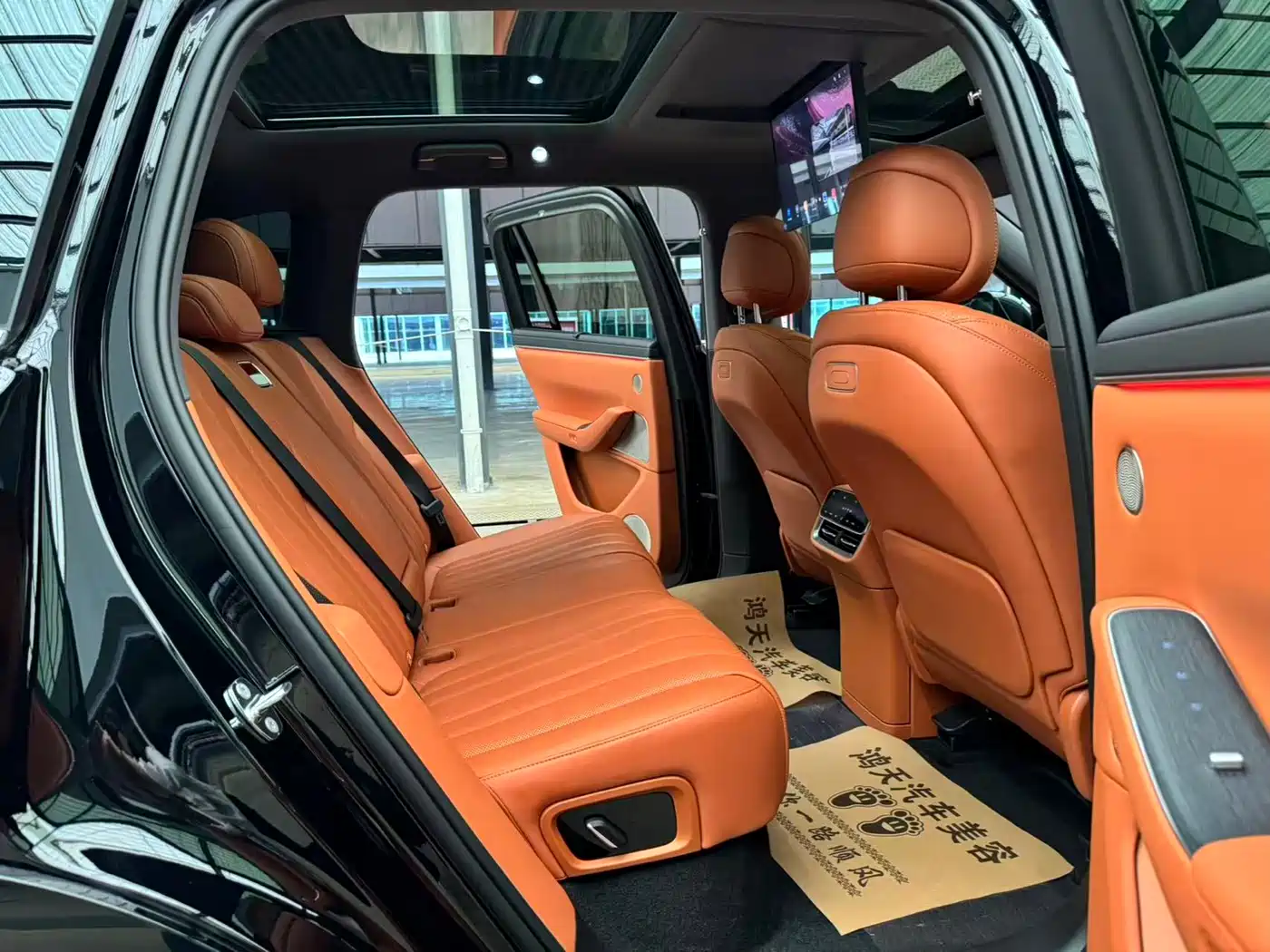 AITO Wenjie AITO M7 2026 Extended Range Pro+ AWD 5-seater фото 11