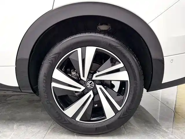 Volkswagen Talagon 2023 380TSI 4WD R-Line Touring Edition фото 15