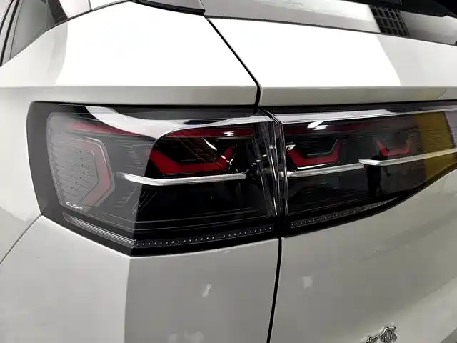 Volkswagen Talagon 2023 380TSI 4WD R-Line Touring Edition фото 17