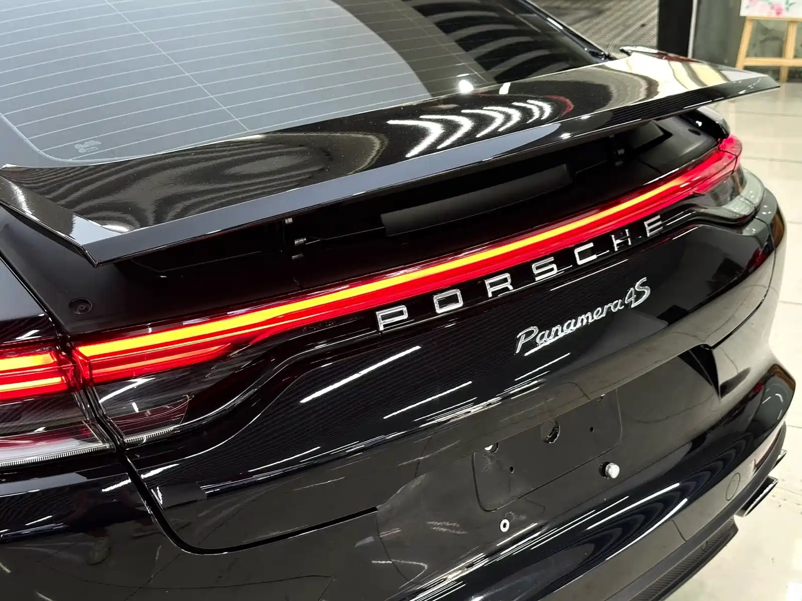 صورة 19 - Porsche Panamera
