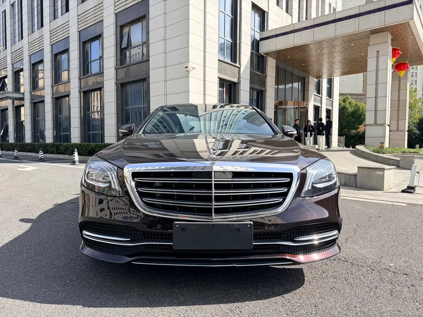 Mercedes-Benz S-Class 2020 S 350 L Premium Edition Collector's Version фото 2