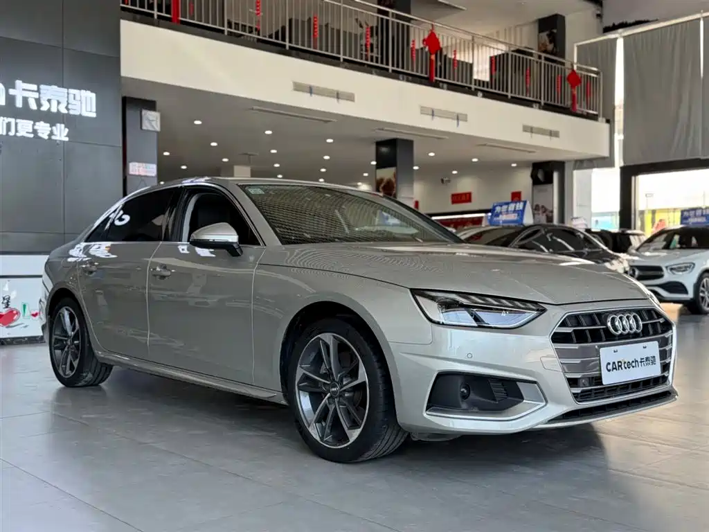 Audi A4L 2020 40 TFSI Fashion Elegance фото 3