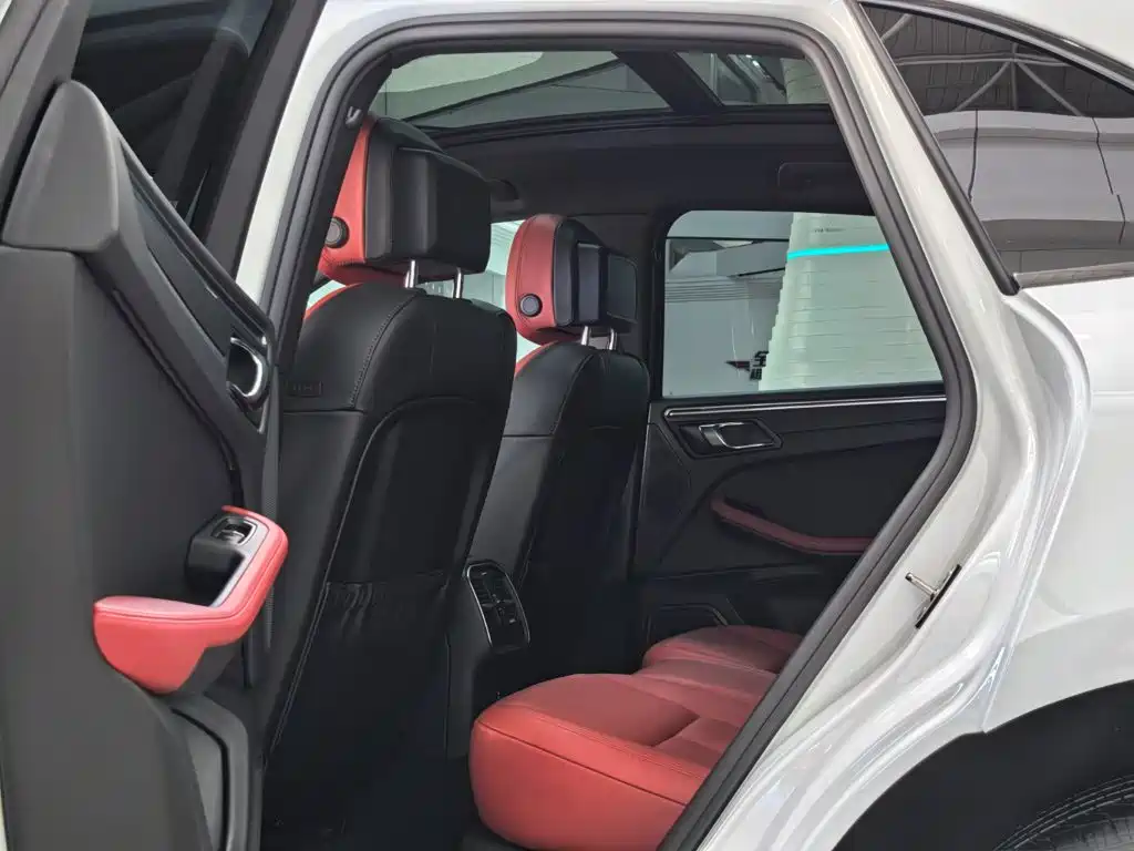 Фото 6 - Porsche Macan