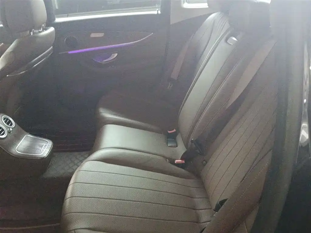 Mercedes-Benz E-Class 2023 E 300 L Fashion фото 13