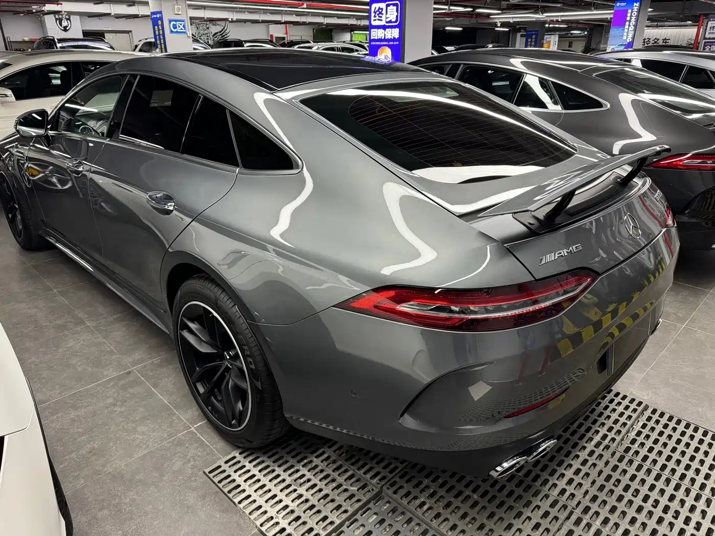 MERCEDES-BENZ AMG GT