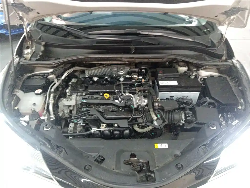 Toyota C-HR 2021 2.0L Comfort Edition фото 16