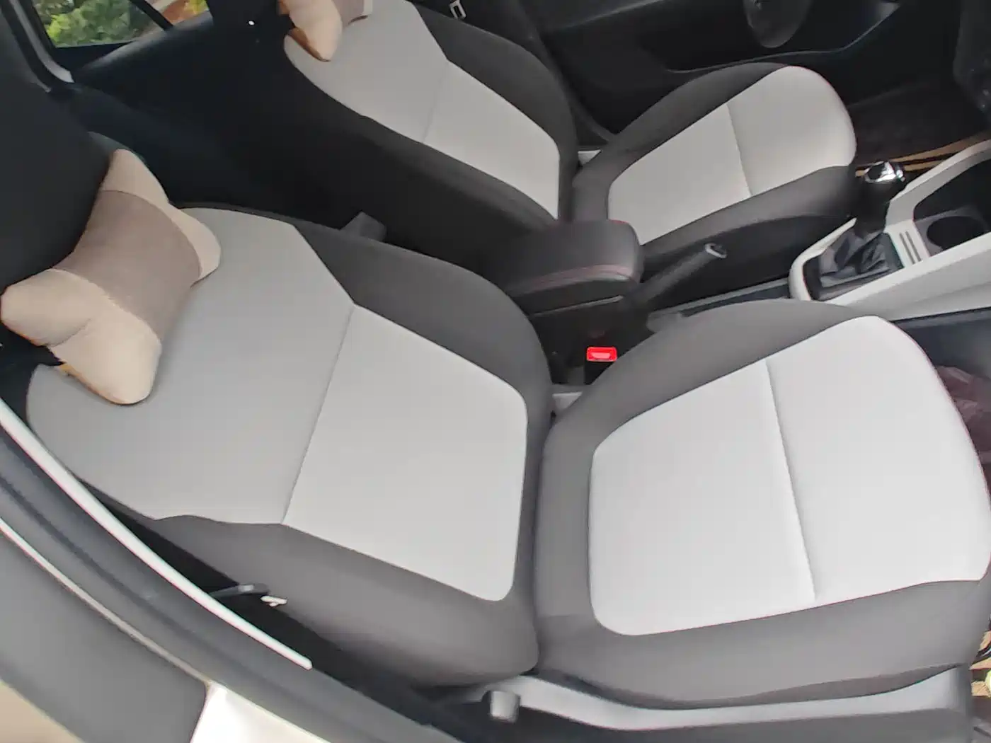 Škoda Fabia 2017 1.4L Auto Car Enjoy Edition фото 12