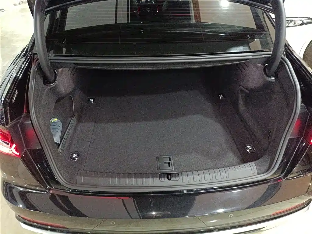 Audi A6L 2024 45 TFSI Premium Dynamic фото 15