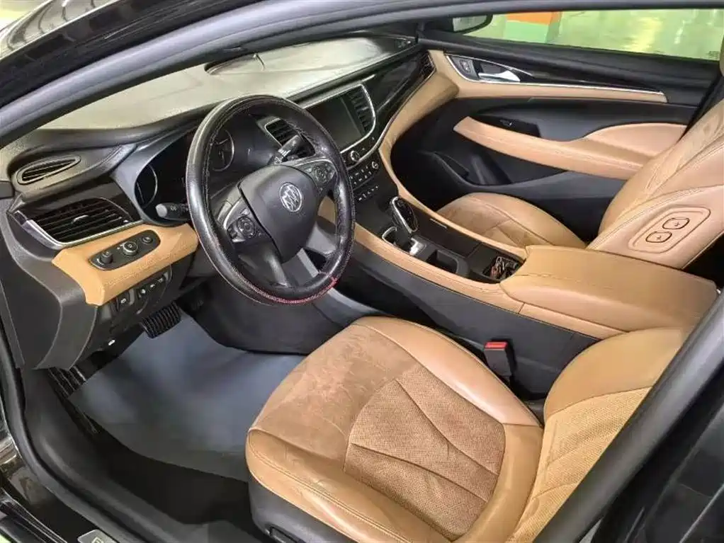 Buick LaCrosse 2018 Model 20T Luxury Edition фото 5
