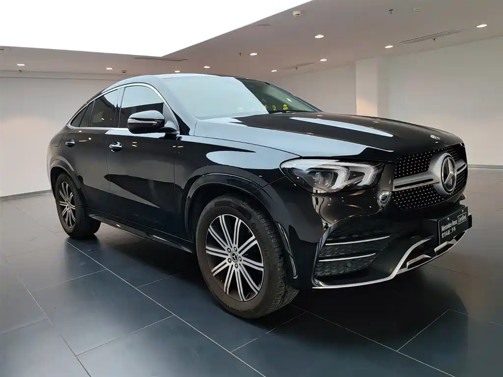 Mercedes-Benz GLE Coupe 2022 GLE 350 4MATIC Coupe SUV Fashion фото 2