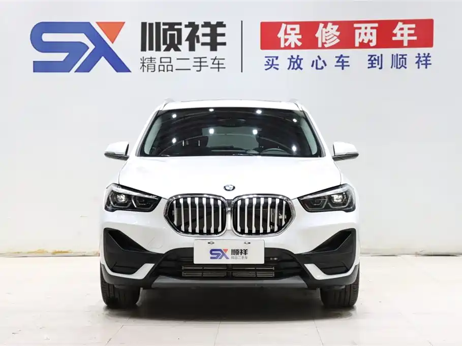 BMW X1 2021 sDrive25Li Leading фото 2