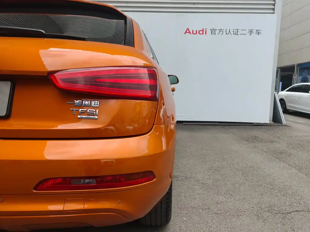 Audi Q3 2013 35 TFSI quattro Technology фото 16