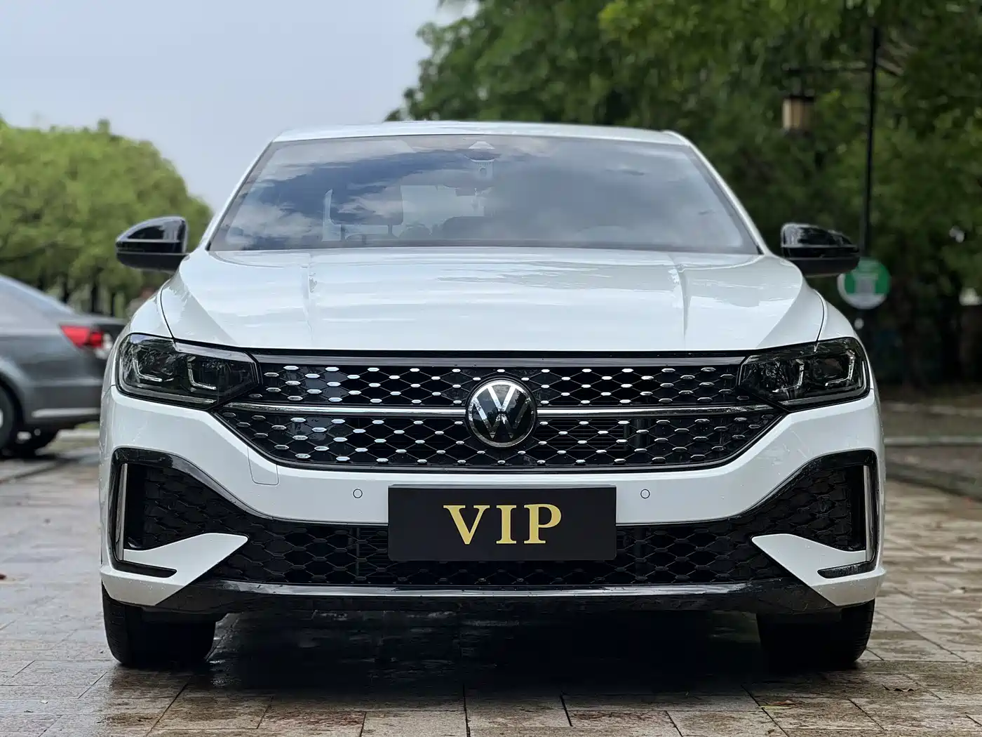 Volkswagen Lavida 2024 Model 300TSI DSG Starlight Leading Edition фото 2