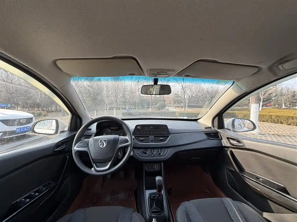 Baojun 310 2019 2016 1.2L Manual Comfort Model