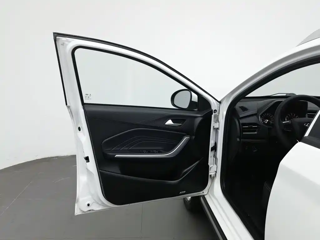 Фото 8 - Chery Tiggo 3x
