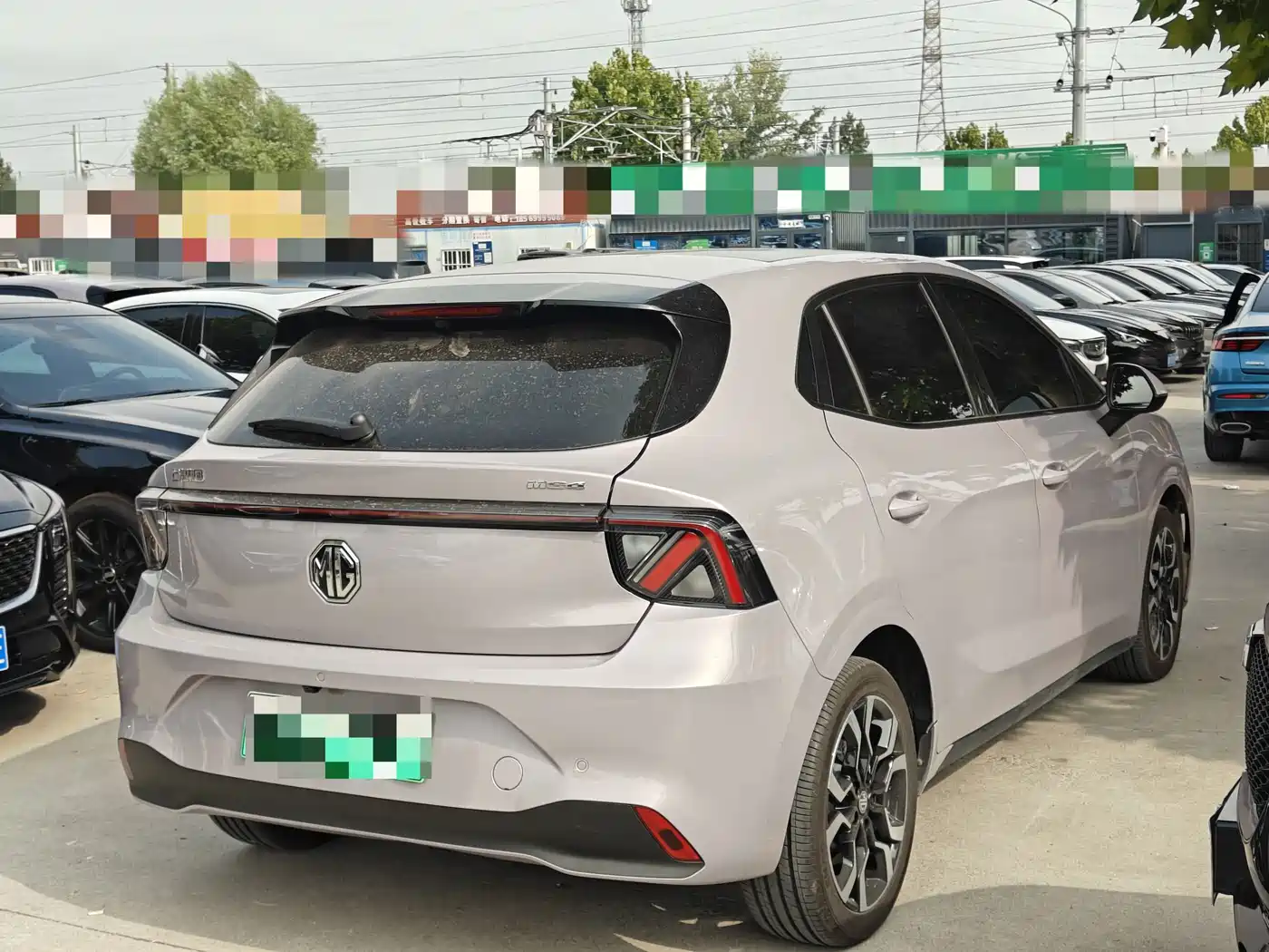 MG MG4 EV 2026 2025 Base Model