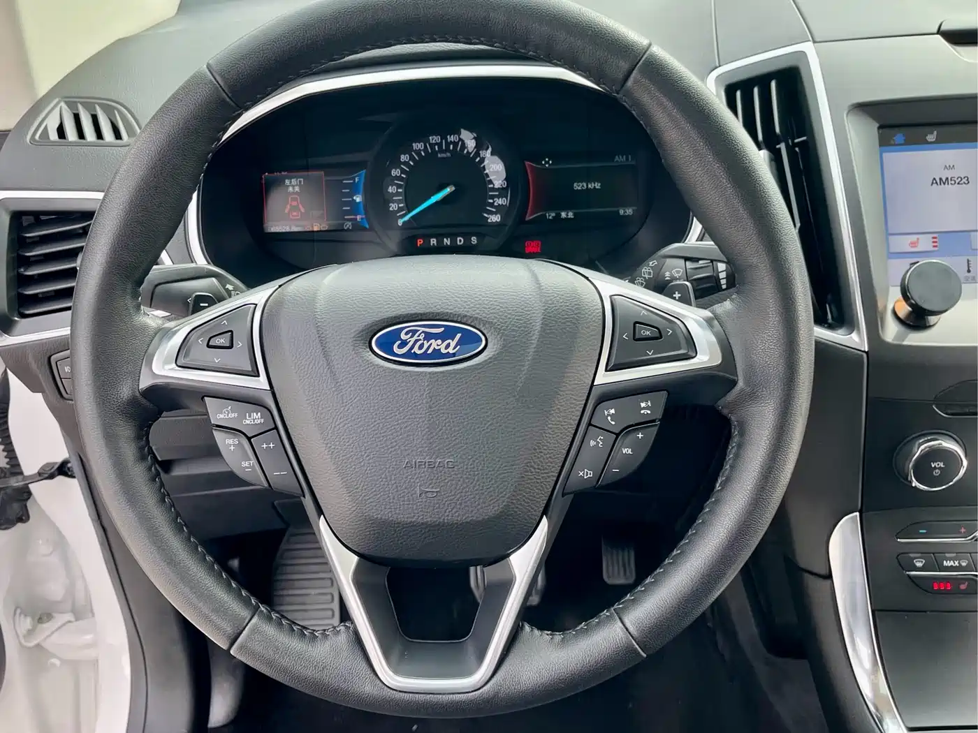 Ford Edge 2018 2018 EcoBoost 245 FWD Luxury 7-seater China V