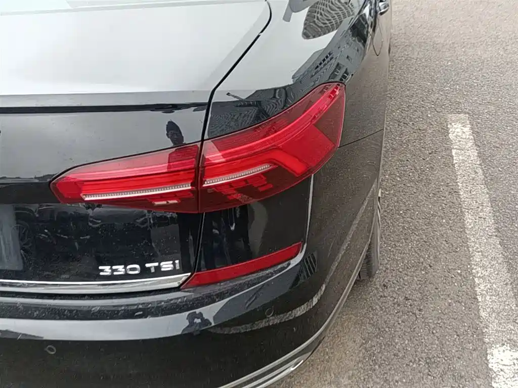 Volkswagen Passat 2019 330TSI Luxury Edition China VI фото 7