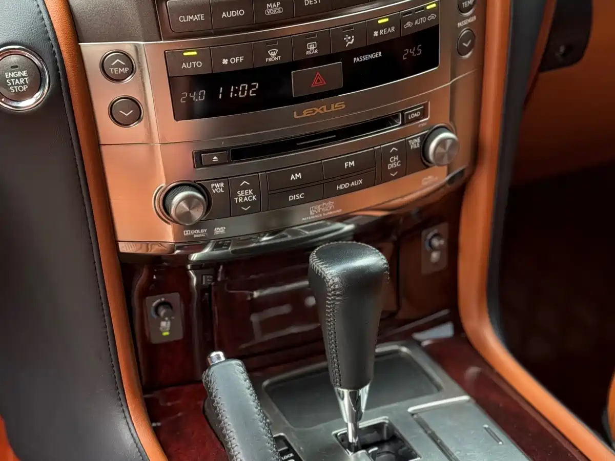 Lexus LX 2011 2009 570