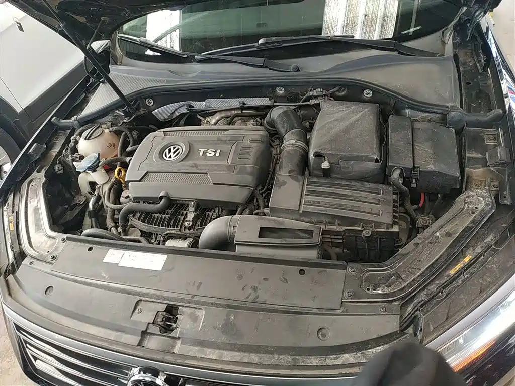 Volkswagen Passat 2017 330TSI DSG Prestige фото 16