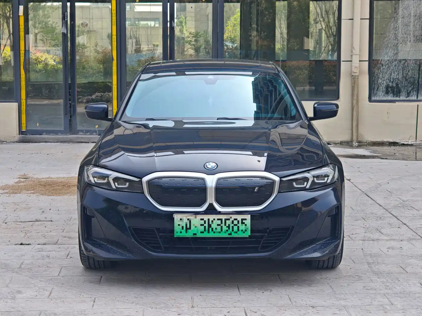 BMW i3 2022 eDrive 35 L фото 2